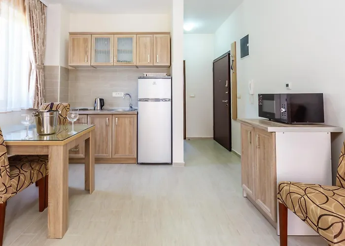 Opium Mar Apartments