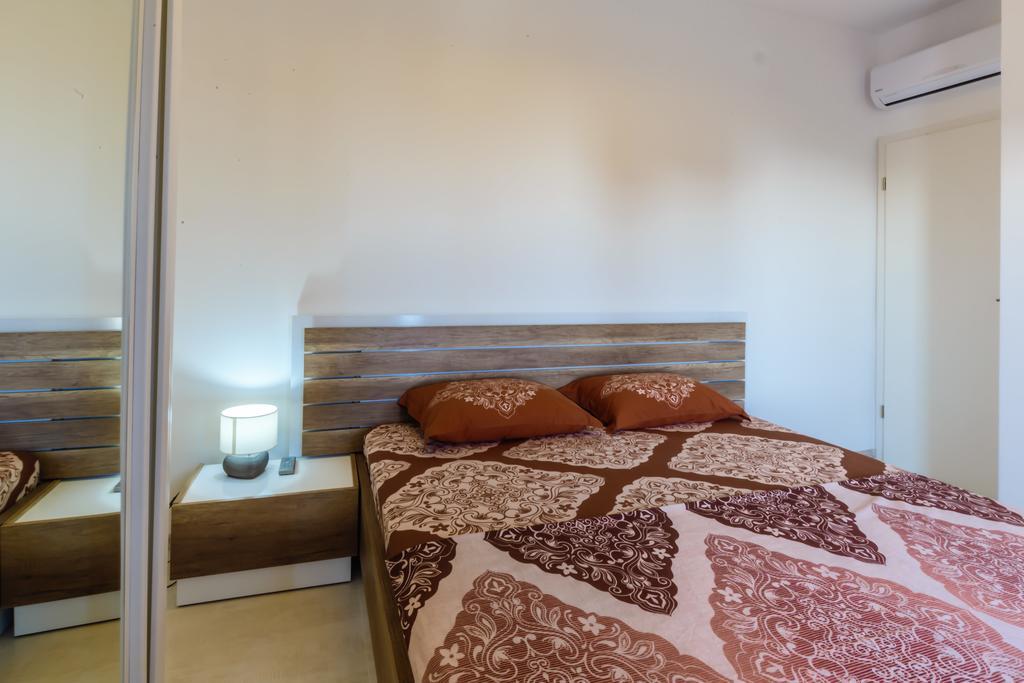 Opium Mar Petrovac