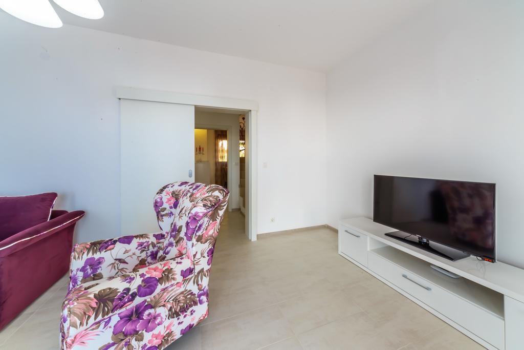 Opium Mar Petrovac
