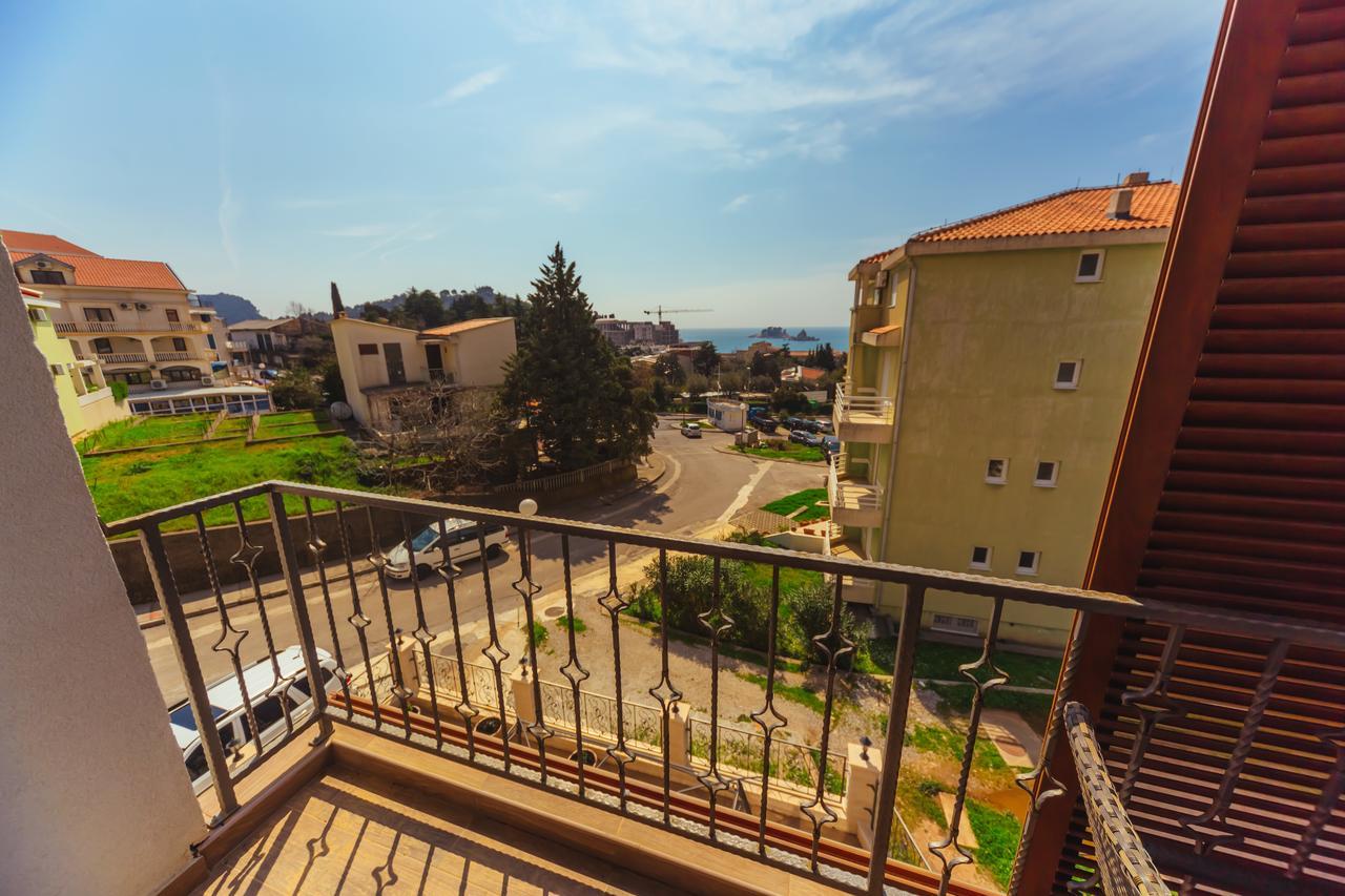 Opium Mar * Petrovac